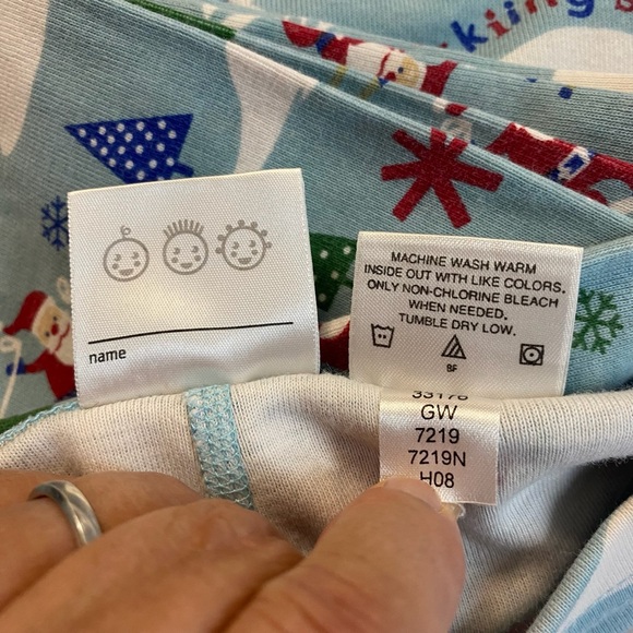 Hanna Andersson Kid’s Size 130cm/US 8 Skiing Santa’s Pajama Top & Bottom Set - Picture 6 of 7